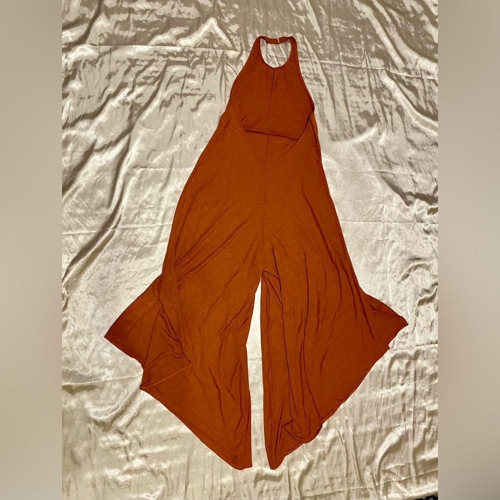 Low Back Sleeveless Halter Jumpsuit - Flare Leg